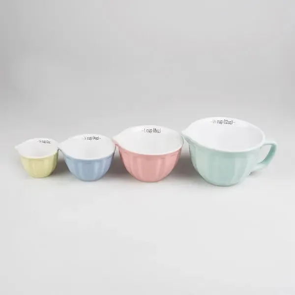 RETRO PASTEL MEASURING CUPS - SET OF 4